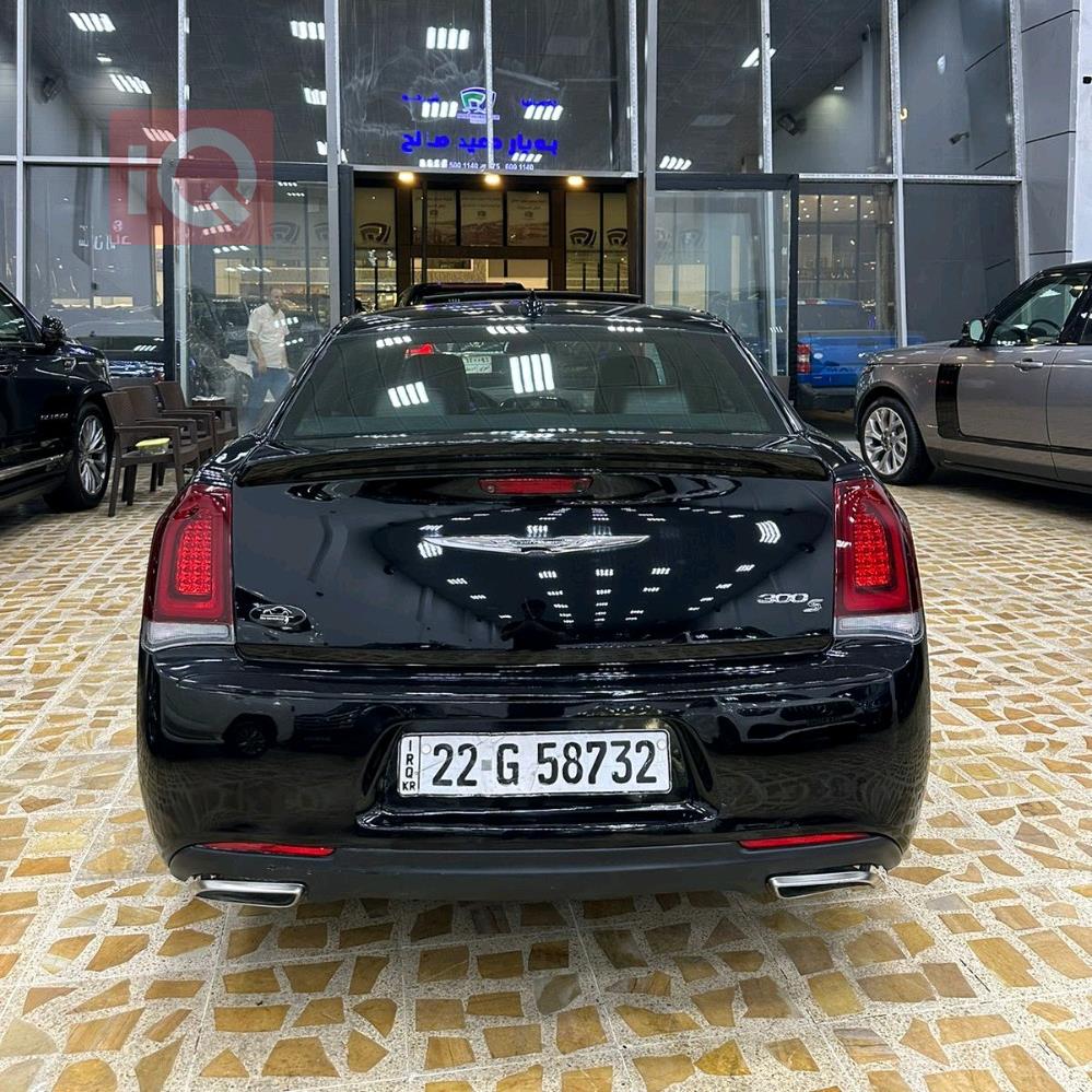 Chrysler 300